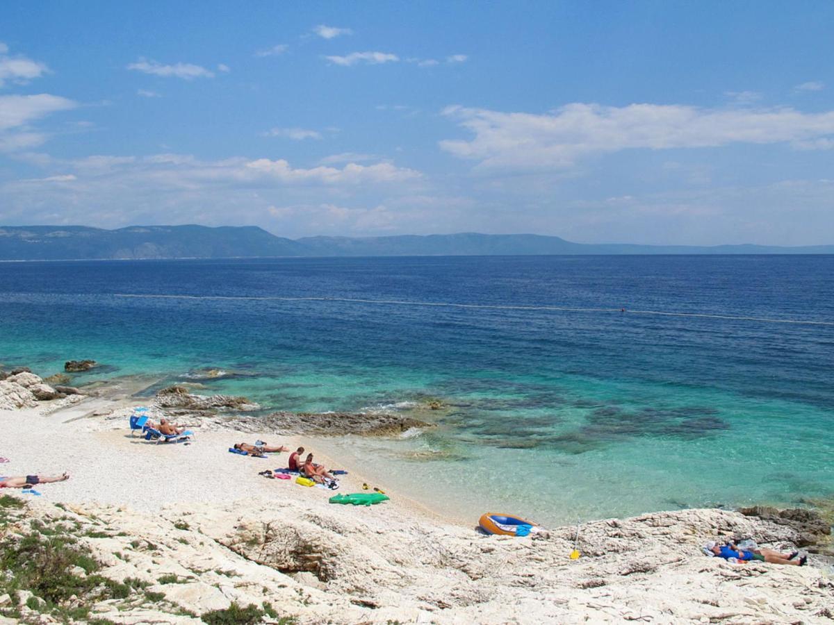 Chantal - Rac150 By Interhome * Rabac